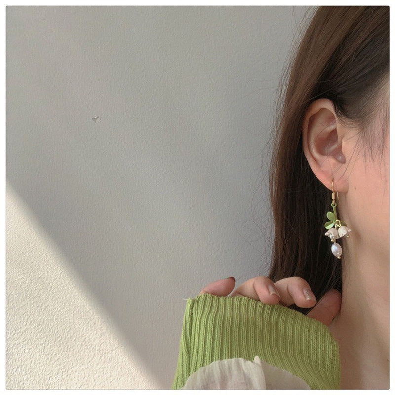 White bellflower set